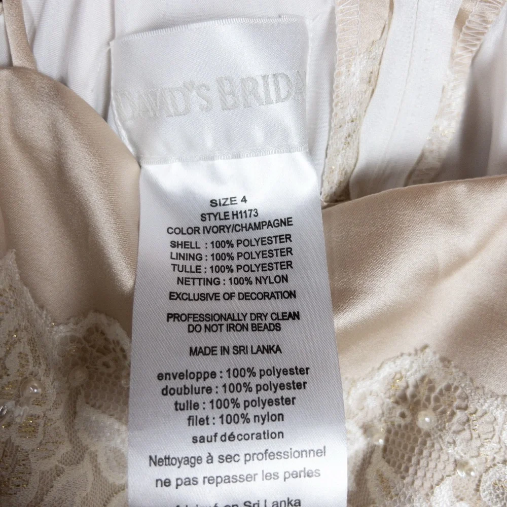 David's Bridal‎ Flower Girl Elegant White and Cream Formal Dress Size 4 - Picture 8 of 9
